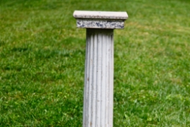 Stonegate Signature Pedestal